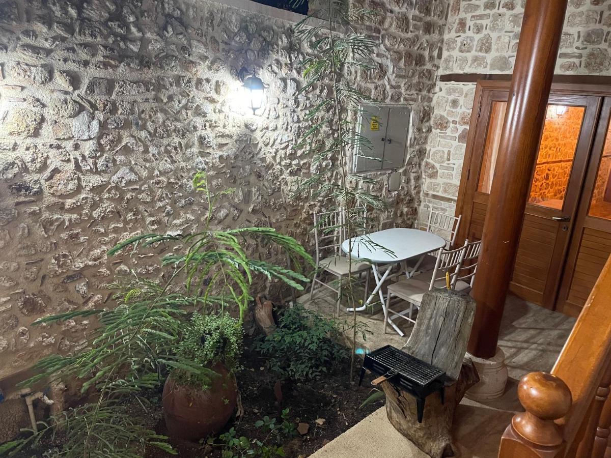 Stony House In The Old Town Villa Antalya Exteriör bild